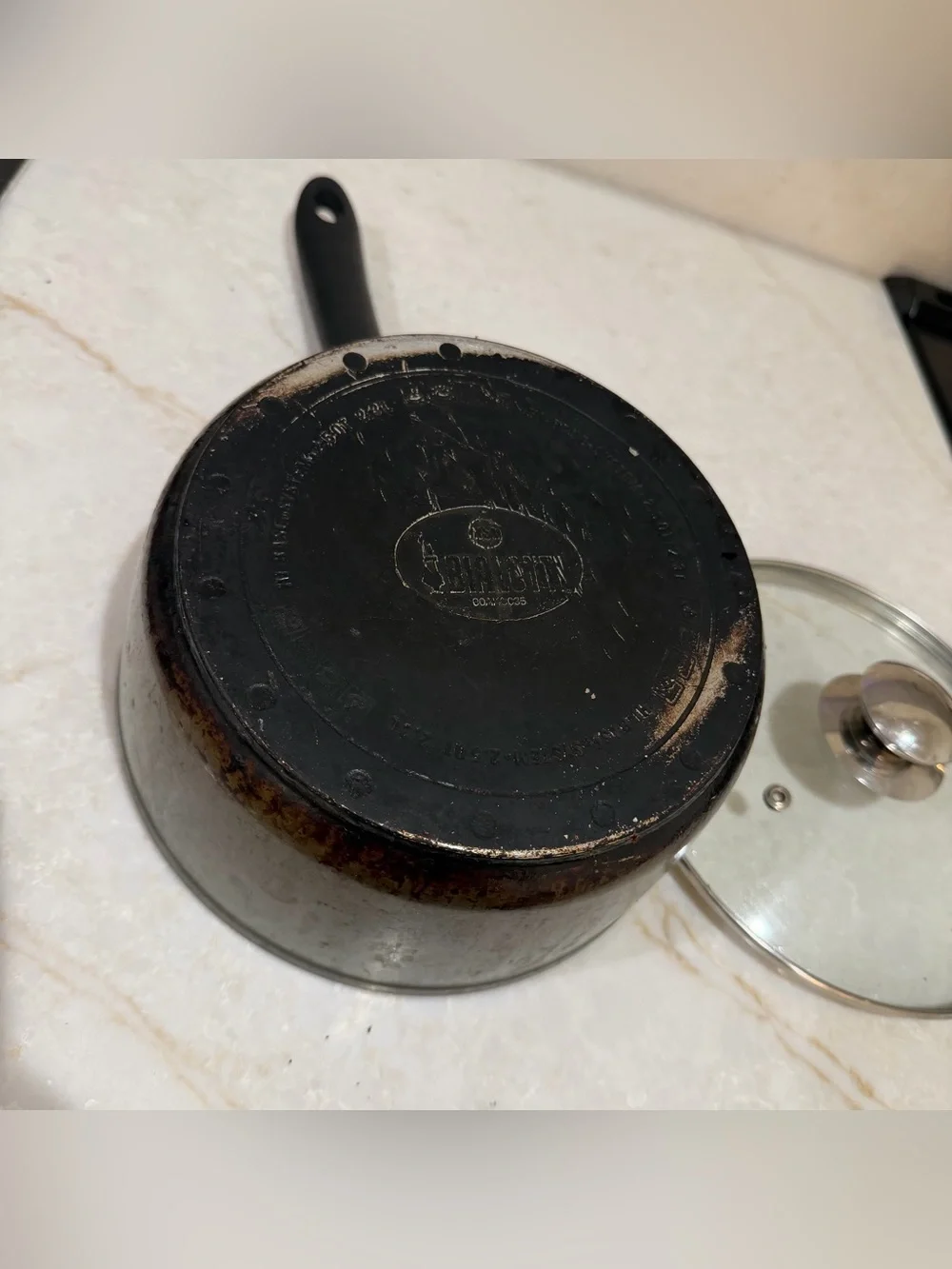 Bialetti Black Saucepan with Glass Lid and Soft-Grip Handle